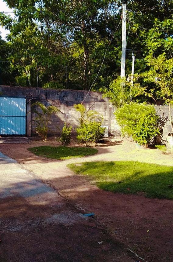 Mirissa Niraj Guest Hotel Exterior photo